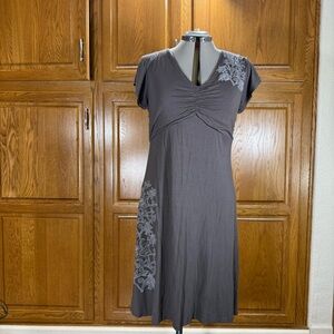 Caite Gray Embroidered Ruched Empire Waist Dress Short Sleeve XL